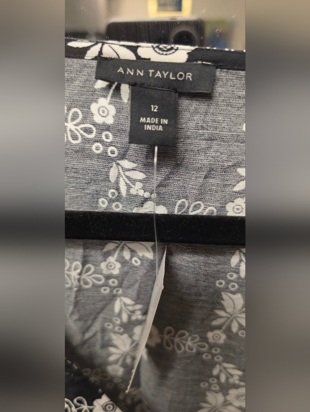 Ann Taylor Black Midi Dress with White Floral Print - Picture 5 of 6